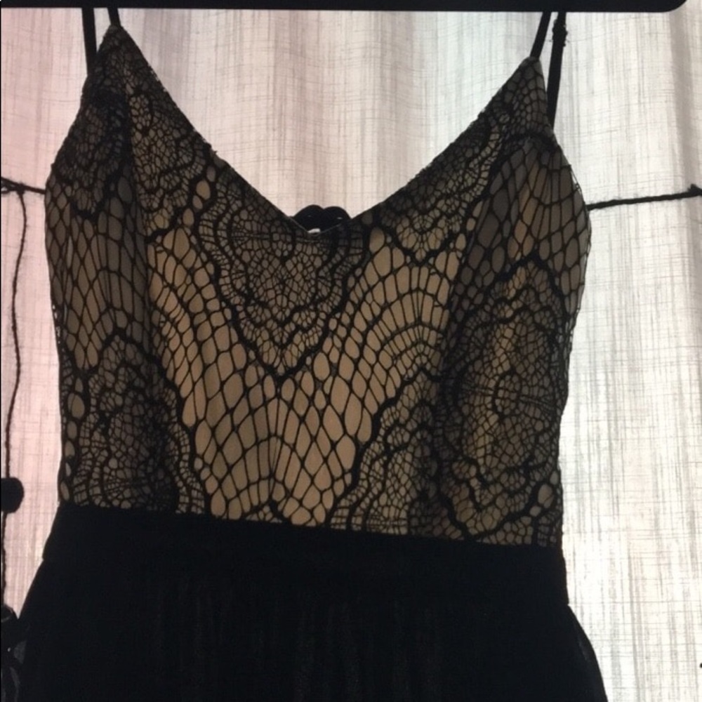 Dress - Picture 2 of 6